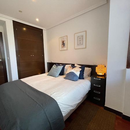 Atuaire Home Vivienda B Luminosa Parking Incluido En Plena Calle Comercial Burgos Exterior foto